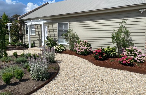 East Bowral Casa | Bloomfield Manor