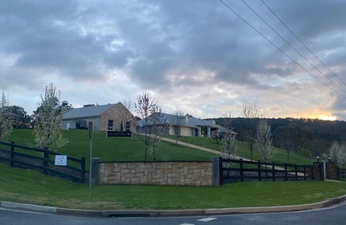 East Bowral Casa | Bloomfield Manor