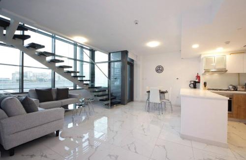 Al Raha Beach Apartamento | Bloomfields Luxury 2br Duplex In Raha Lofts