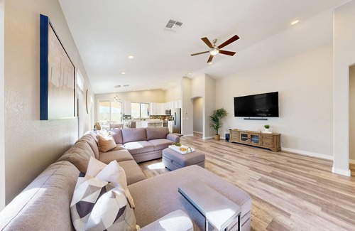 Desert View Village Casa | Blooming Cacti Hideaway | Luxe home with pool, hot tub, grill, and mtn views