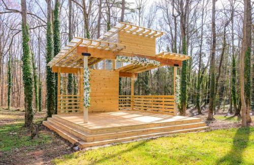 Mount Mourne Casa | BloomingFarmsStay,Sleeps 9,GameRoom,FirePit,Grill