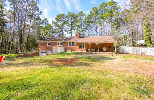 Mount Mourne Casa | BloomingFarmsStay,Sleeps 9,GameRoom,FirePit,Grill