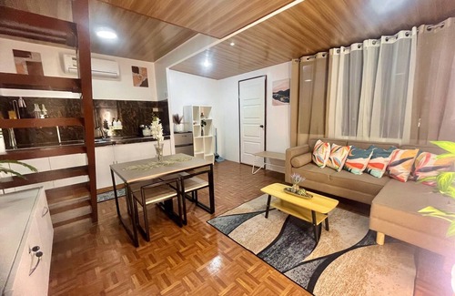 General Santos Cabina | Bloomstone Urban Chill Cabin