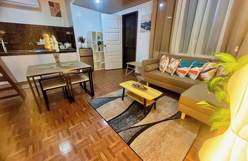 General Santos Cabina | Bloomstone Urban Chill Cabin