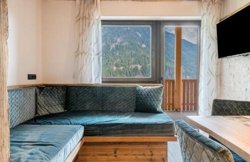Racines Apartamento | Blosegghof Bergchalets Himmelblick
