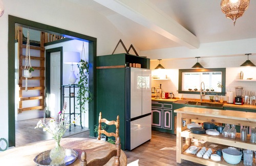 Etna Casa | Blossom House Retreat