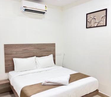 Gachibowli Hotel | Blossom Stays Gachibowli
