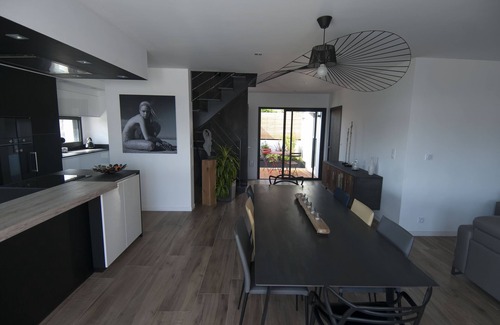 Doelan Villa | Golpe de corazón asegurado para esta villa de 5 * con piscina y SPA frente al mar