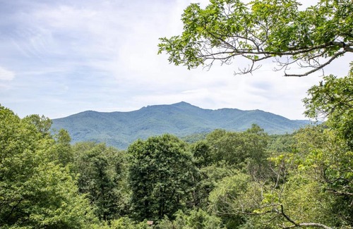 Blowing Rock Casa | Blowing Rock Retreat
