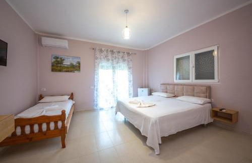 Jala Cama Y Desayuno | Blu Horizon Hotel Gjipe