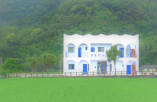 Guanshan Casa | Blue and White Style Holiday B&B