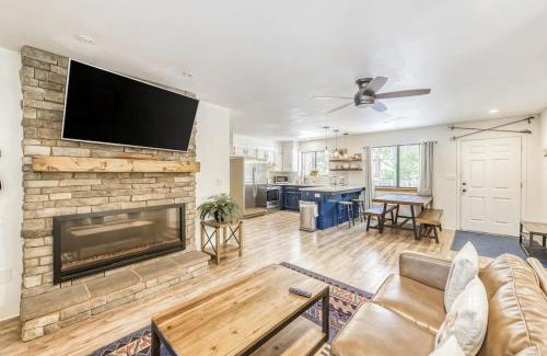 Shaver Lake Casa | Blue Basecamp - Adventure Starts Here!