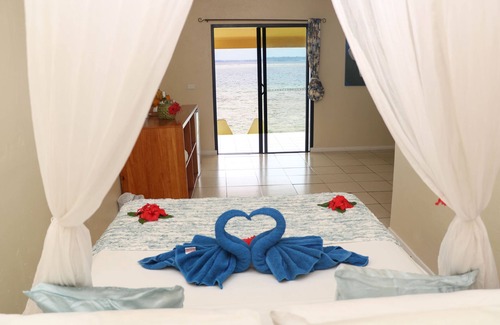 Mele Hotel | Blue Bay Resort