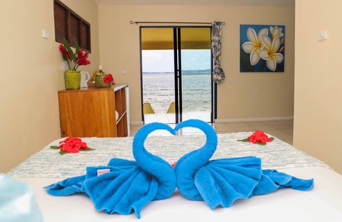 Mele Hotel | Blue Bay Resort