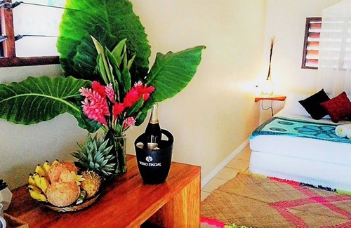 Mele Hotel | Blue Bay Resort