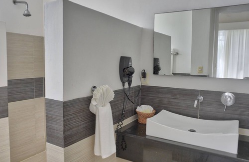 Samana Apartamento | Blue Bay Vacation Rentals at Vista Mare