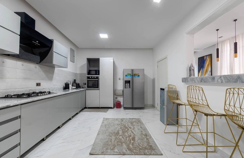 Ofin Apartamento | Blue Bell Suites and Apartments