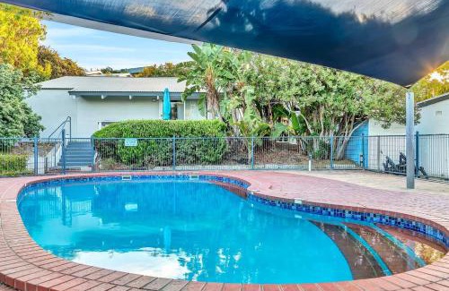 Aldinga Beach Casa | Blue Cabin Bliss at Aldinga Bay Holiday Village