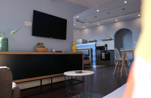 Vozdovac Apartamento | Blue Cloud of Sky Point Apartments