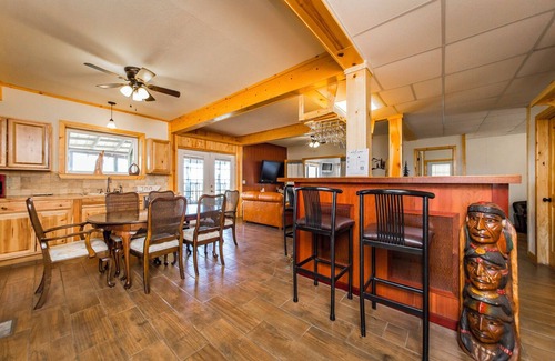 Edgemont Cabina | Blue Clouds Resort Lodge