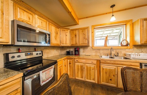 Edgemont Cabina | Blue Clouds Resort Lodge