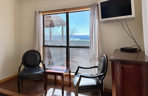 Edgemont Cabina | Blue Clouds RV & Cabins Resort