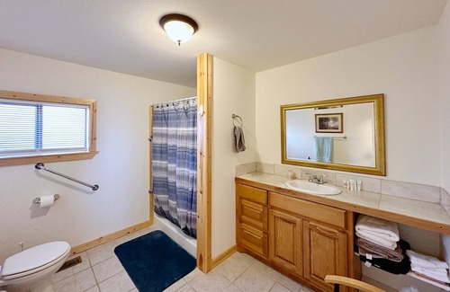Edgemont Cabina | Blue Clouds RV & Cabins Resort