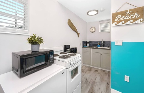 South Lake Casa | Blue Coral Studio in Hollywood