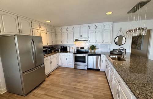 Crane Hill Casa | Blue Cottage at Sunset Cove, Bunk room 2 story dock! Best views!