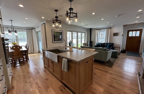 Lincolnville Casa | BLUE COTTAGE ON NORTON POND - Town of Lincolnville