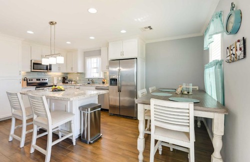 Surfside Beach Casa | Blue Crab Home in Surfside Beach Walk to Beach!