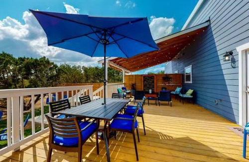Kerrville Casa | Blue Getaway