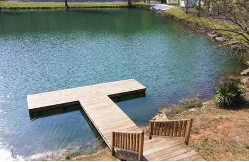 Albertville Cabina | Blue Gill Tiny Cabin on Lake and Indoor Basketball