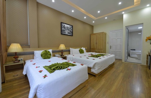 Hang Trong Hotel | Blue Hanoi Inn Hotel