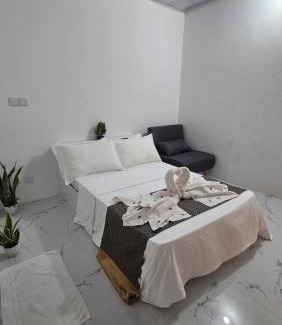 Thulusdhoo Island Casa | Blue Haven Retreat