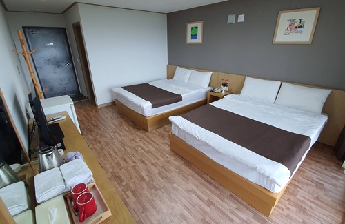 Hallim Hotel | Blue Hawaii Hotel