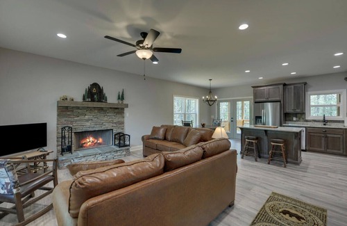 Copperhill Casa | Blue Heaven, Family vacation at Ocoee River, McCaysville, and Blue Ridge Area