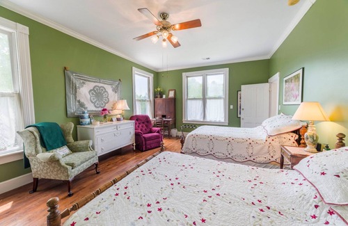 Richmond Cama Y Desayuno | Blue Heron B&B and Retreat Center