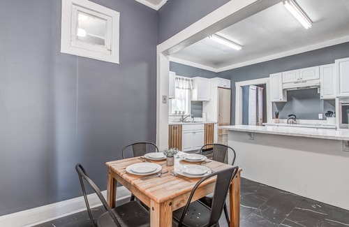 Memphis Casa | Blue Hideaway