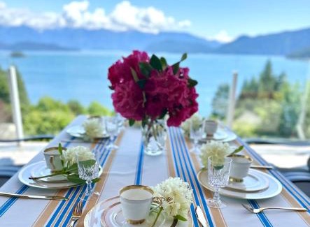 Gibsons Casa | Blue House