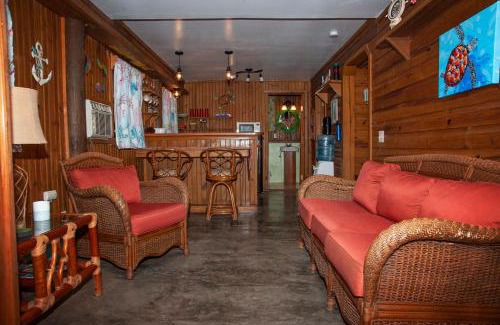 Antoneys Cay Apartamento | Blue Island Divers Casa Descanso