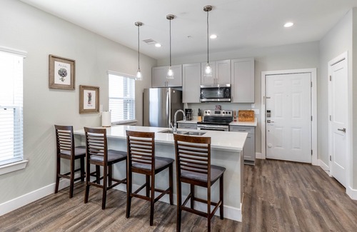 Clear Lake Shores Apartamento | Blue Ivory: Kemah Retreat (2B)