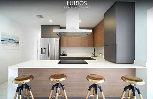 University Park Casa | Blue Lagoon/heated pool/pool table & basketball court