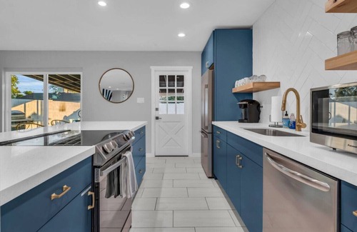Scottsdale Estates Nine Casa | Blue Lagoon - HTD Pool, Ping Pong, Old Town 1mile
