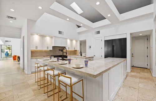 The Mesa Casa | 'Blue Lotus Villa' Half Acre in The Mesa