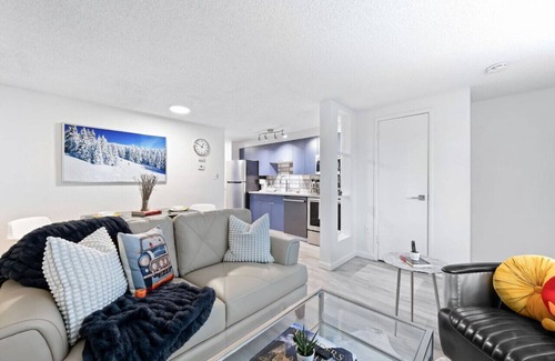 Englewood Apartamento | Blue Moon Extended stays w/Casper Mattress