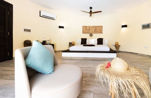 Jambiani Hotel | Blue Moon Resort