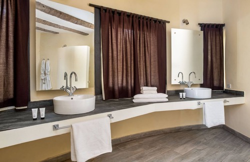 Jambiani Hotel | Blue Moon Resort