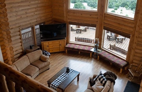 Newcastle Casa | Blue Mountain Ranch | 7 Bedrooms | Sleeps 20