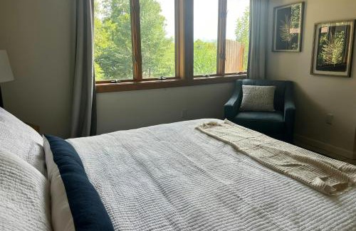 Alexander Casa | Blue Mountain Retreat